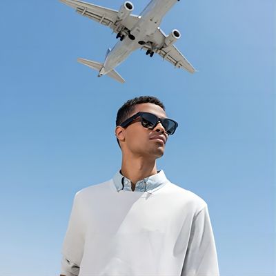 Drahtlose Bluetooth-Videosonnenbrille-Audiohände geben das Nennen von offenen Ohr-Kopfhörern frei