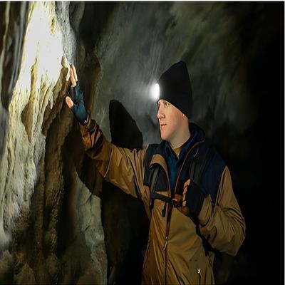 Unisextaschenlampen-Bluetooth-Hut mit hellem drahtlosem Kopfhörer-Musik-Hut