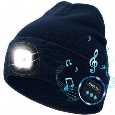 Winter-Nacht, die drahtlosen Bluetooth-Kopfhörer-Hut mit 3 dem justierbaren LED Licht bearbeitet