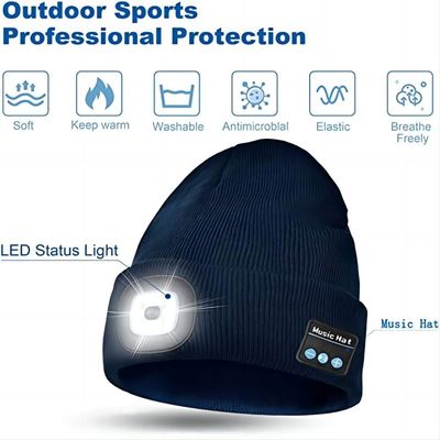 Winter-Nacht, die drahtlosen Bluetooth-Kopfhörer-Hut mit 3 dem justierbaren LED Licht bearbeitet
