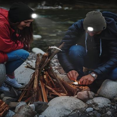 Scheinwerfer LED Bluetooth Beanie With, Unisex-USB Rechargable übergibt freien Scheinwerfer Frauen Männer Geschenke für Vati er Ehemann